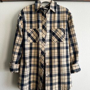 The North Face Plaid Button-Up Flannel in Navy and Cream